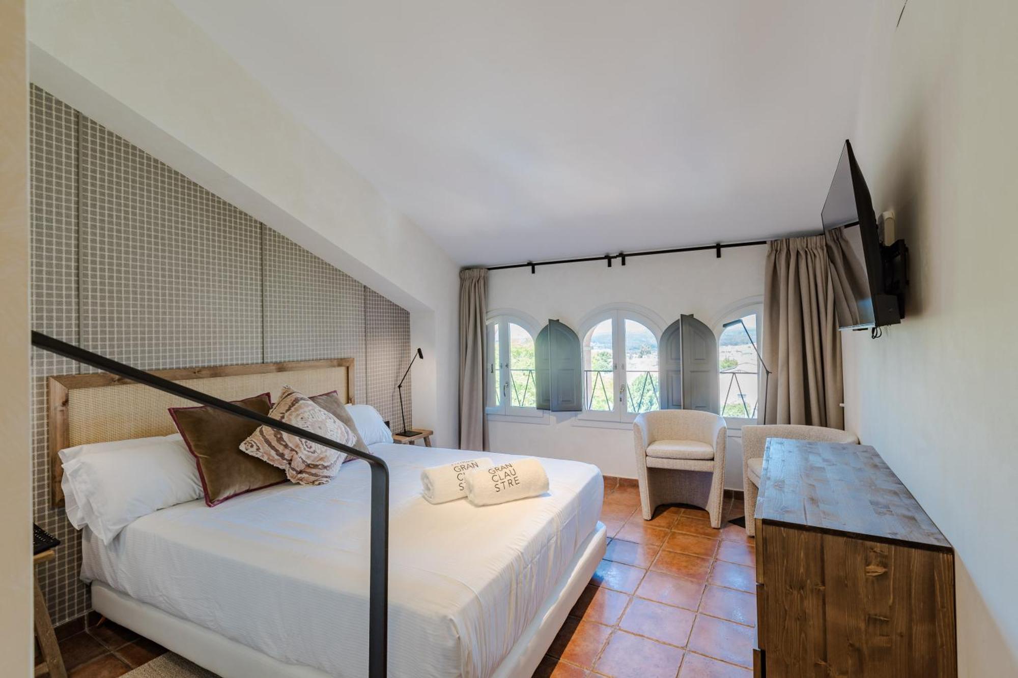 Boutique Room,1652744080:JPEG